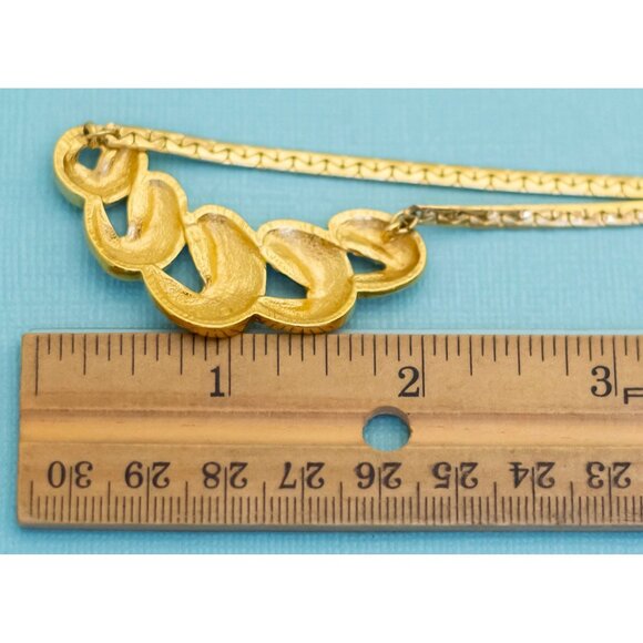 Vintage Spiral Waves Gold Tone Necklace 19 inch - E7 - Picture 3 of 3